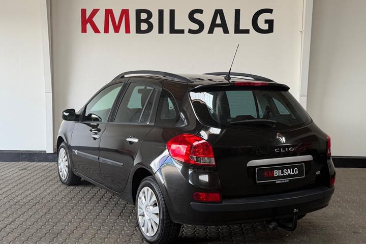 Sort Renault Clio III fra 2011