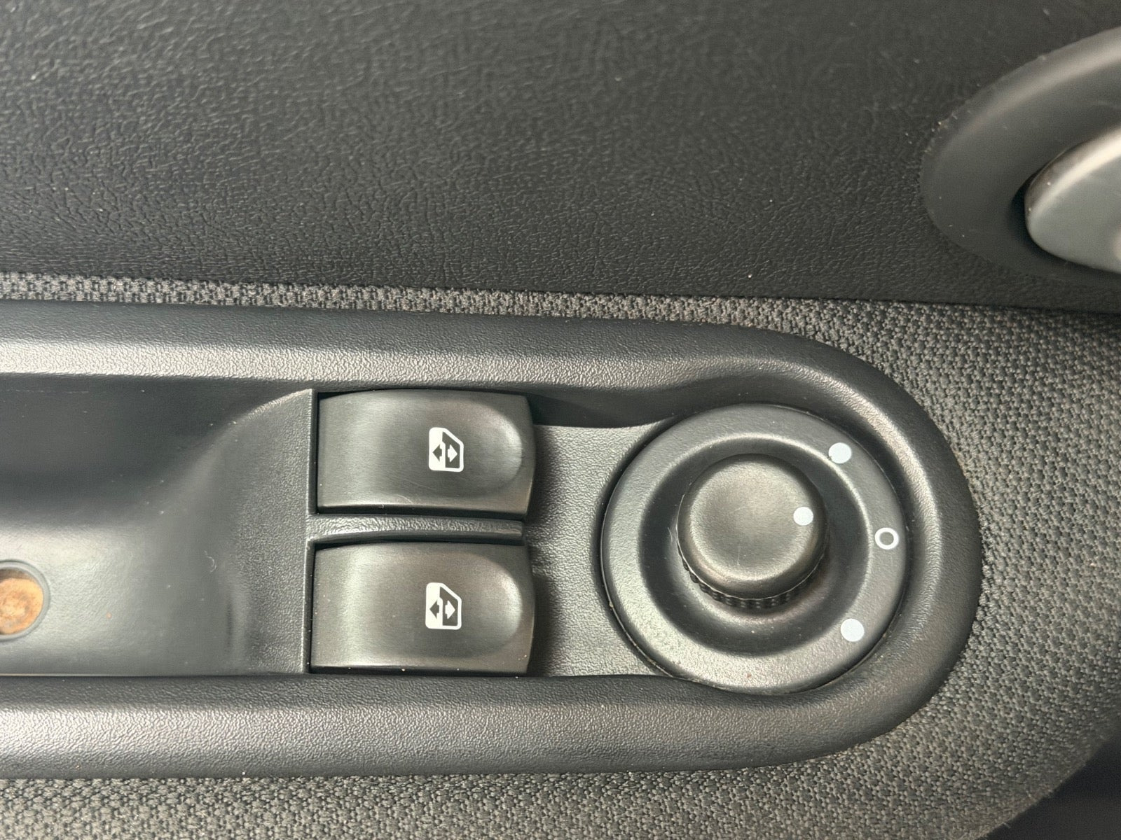 Sort Renault Clio III fra 2011