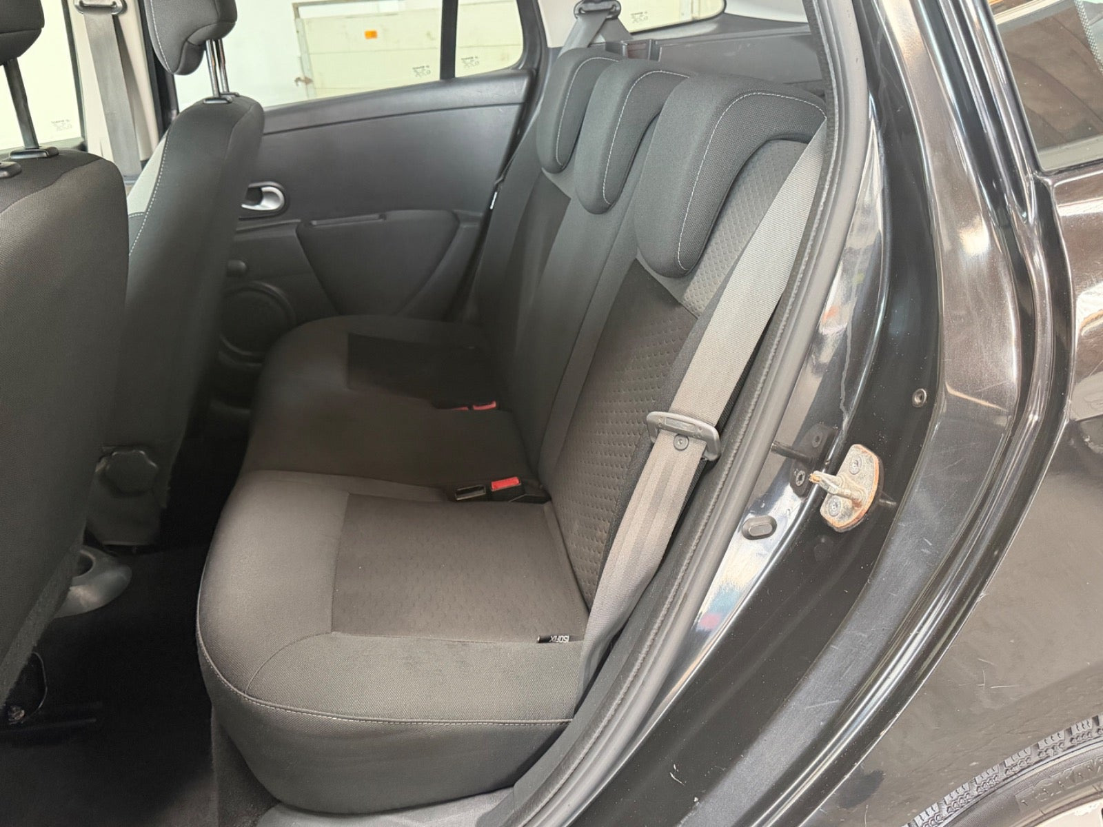 Sort Renault Clio III fra 2011