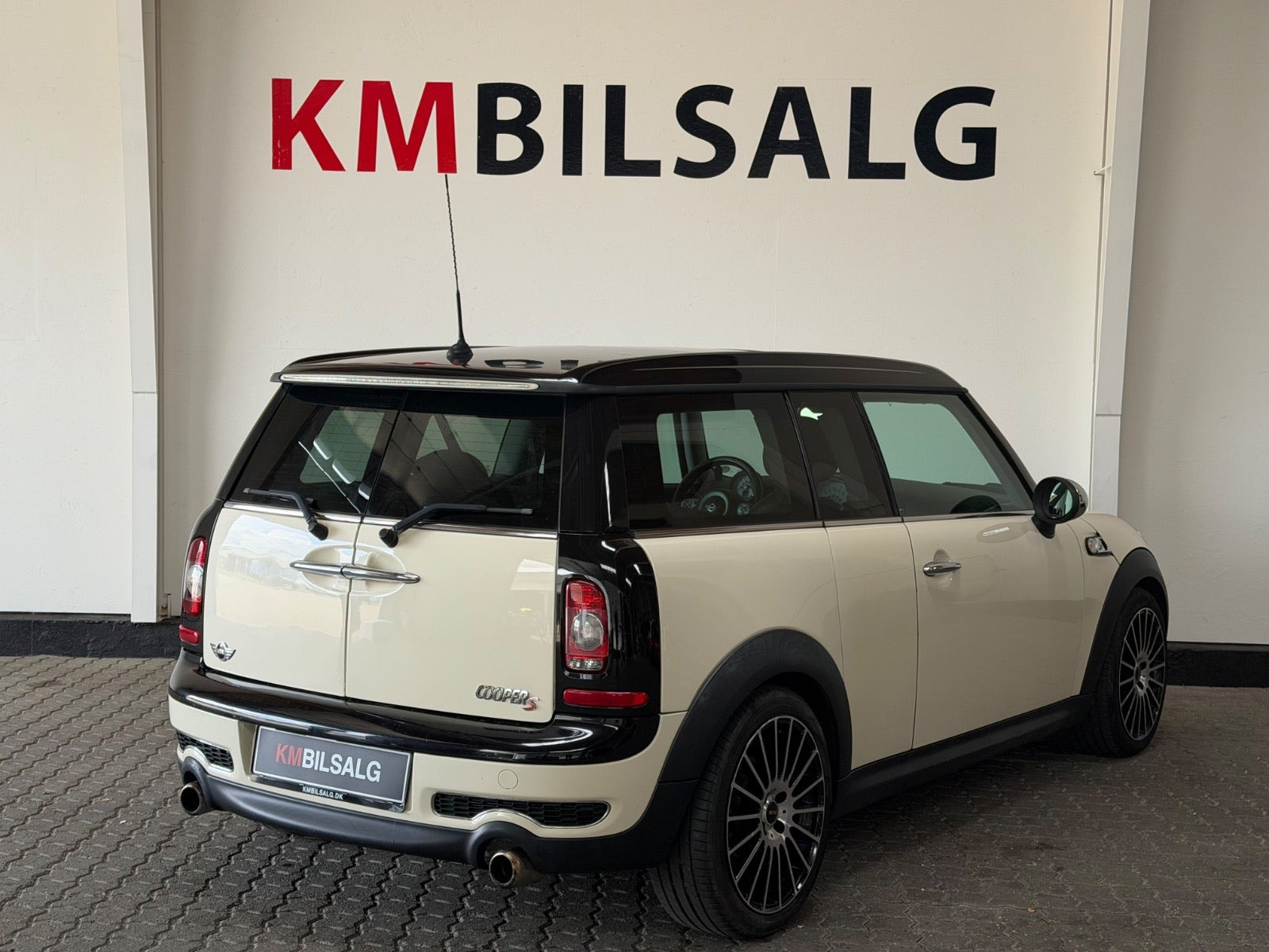 Hvid Mini Clubman Cooper S fra 2007