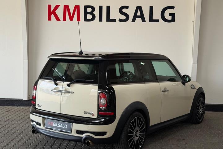 Hvid Mini Clubman Cooper S fra 2007