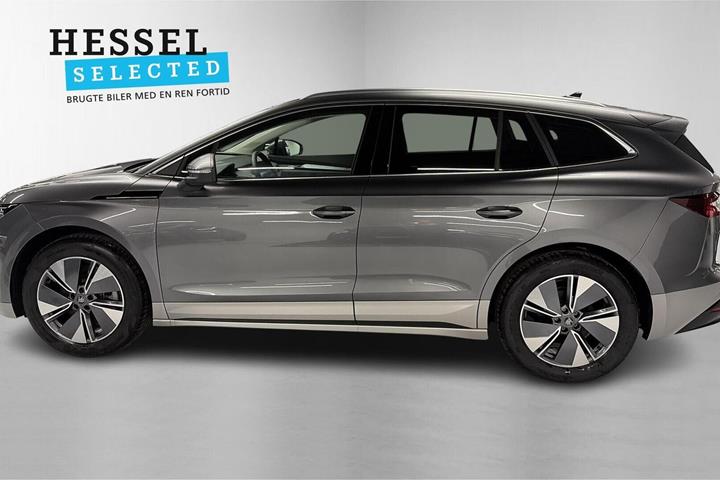 Grå Skoda Enyaq fra 2026