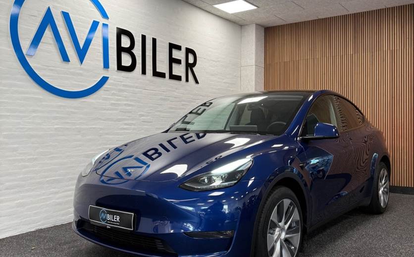 Tesla Model Y Long Range AWD