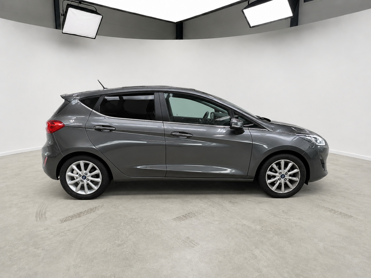 Grå Ford Fiesta fra 2018
