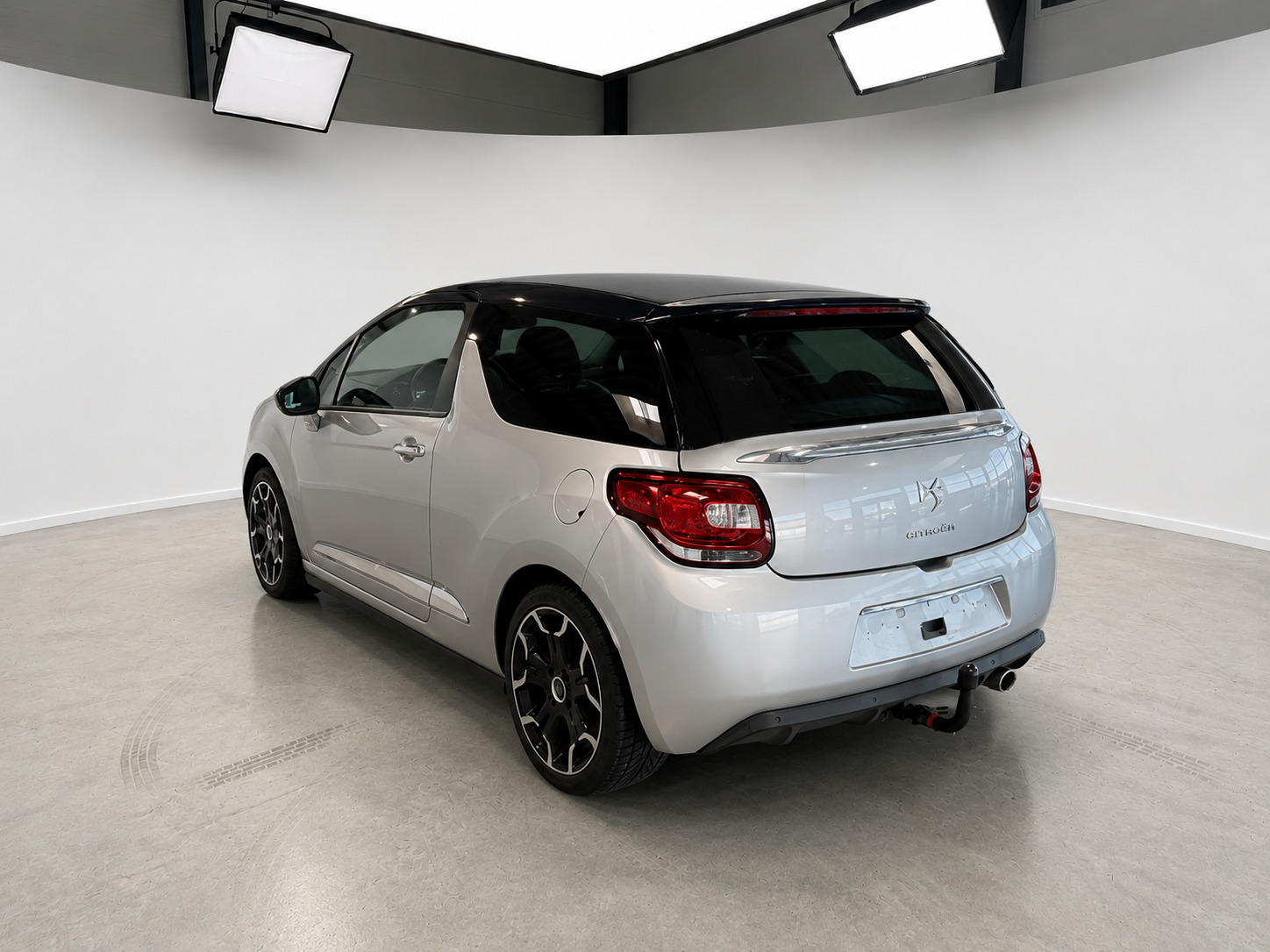Grå Citroën DS3 fra 2013
