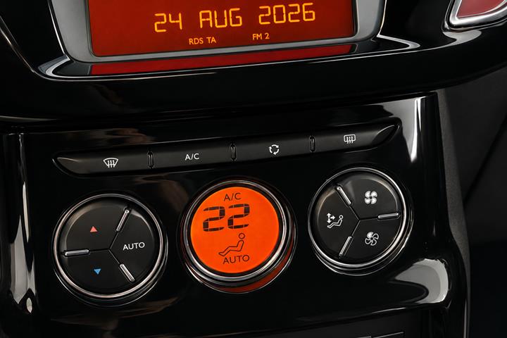 Grå Citroën DS3 fra 2013