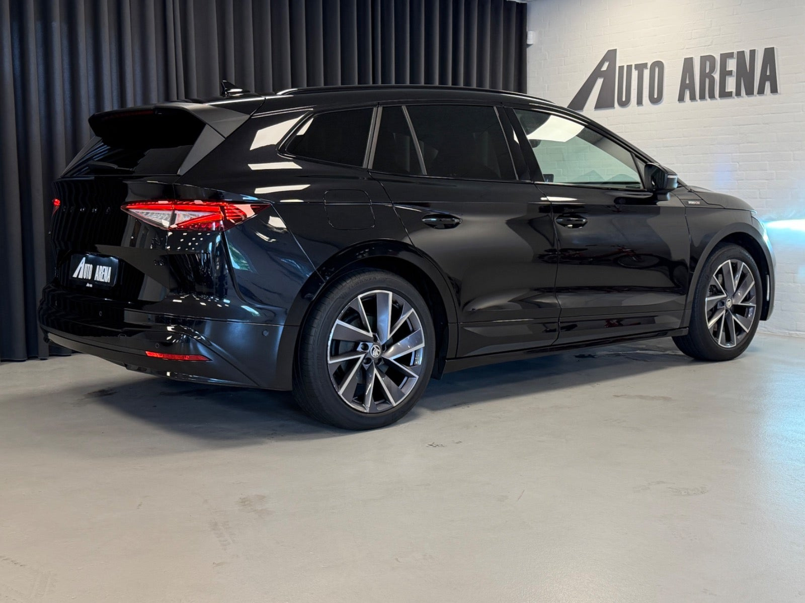 Sort Skoda Enyaq fra 2021