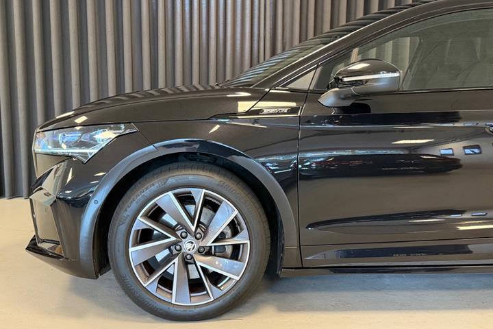 Sort Skoda Enyaq fra 2021