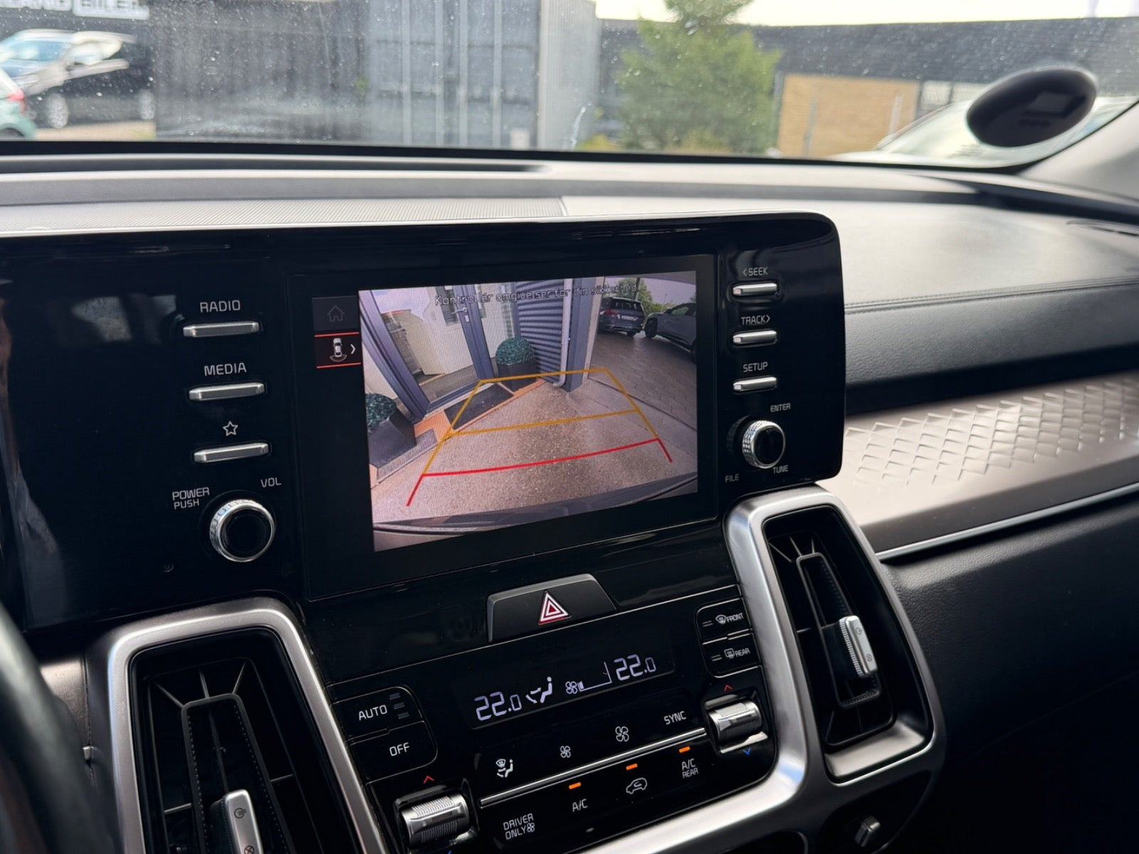 Grå Kia Sorento fra 2022