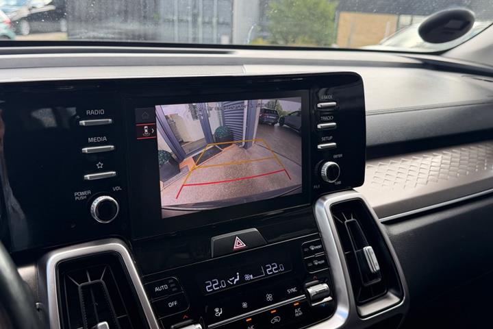 Grå Kia Sorento fra 2022