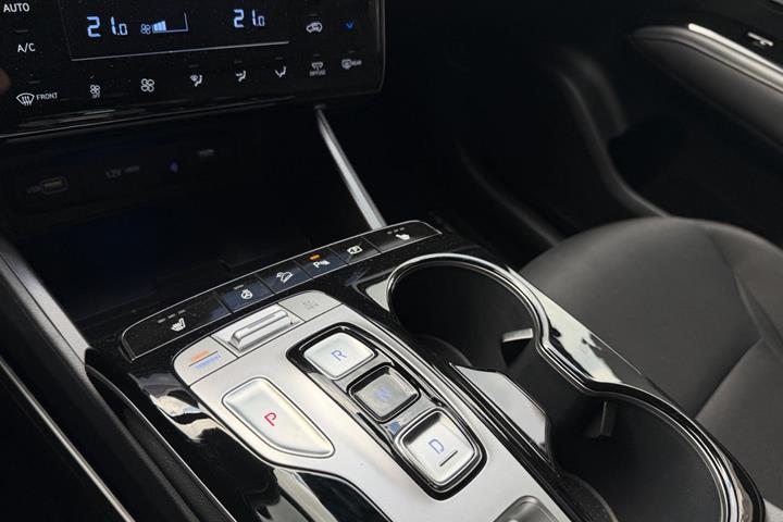 Sølv Hyundai Tucson fra 2022