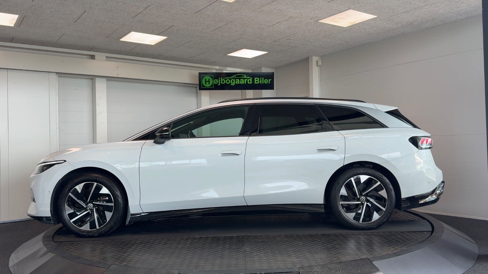 Hvid VW ID.7 fra 2024