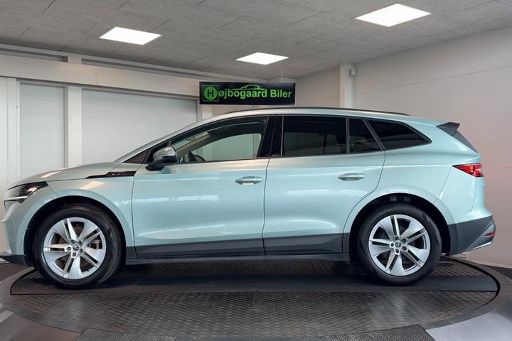Sølv Skoda Enyaq fra 2023