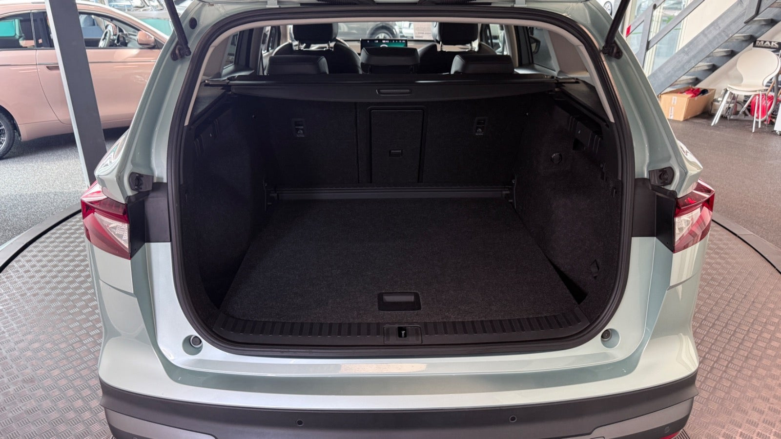 Sølv Skoda Enyaq fra 2023