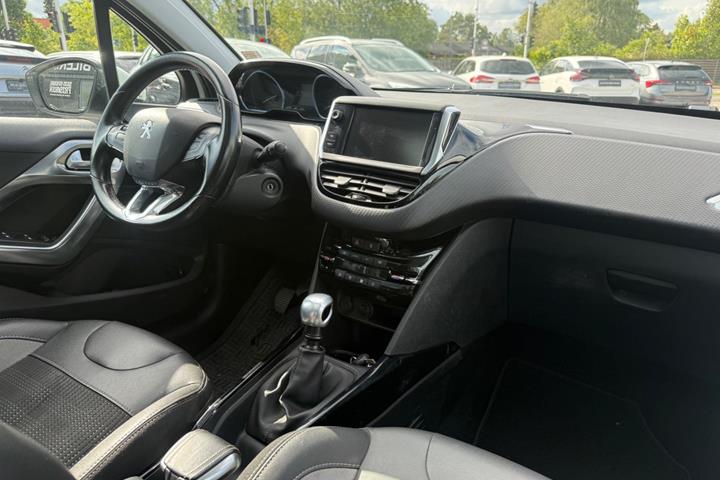 Hvid Peugeot 2008 fra 2018