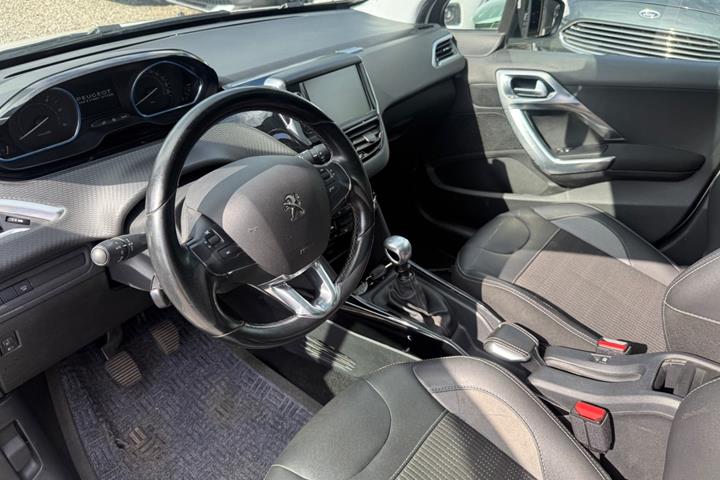 Hvid Peugeot 2008 fra 2018