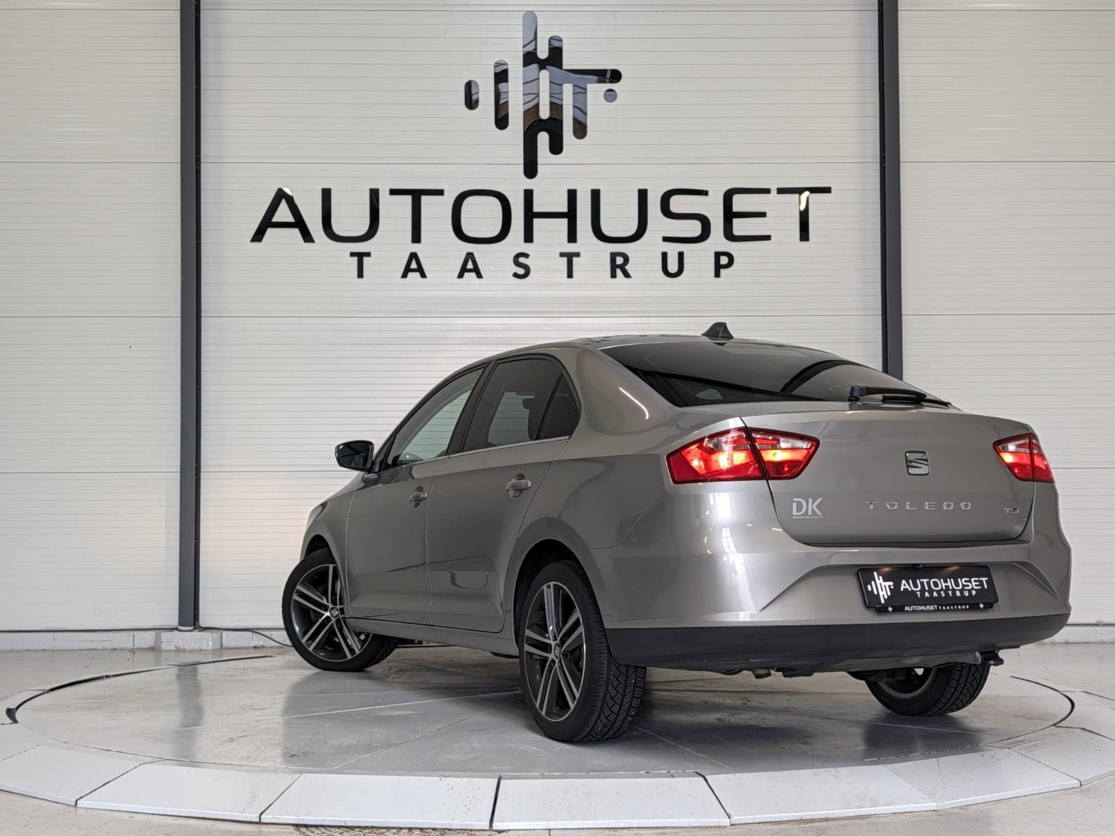 Beige Seat Toledo fra 2017