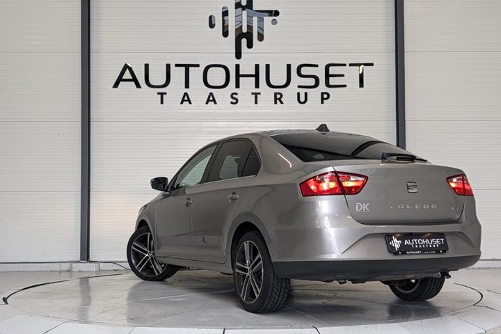 Beige Seat Toledo fra 2017