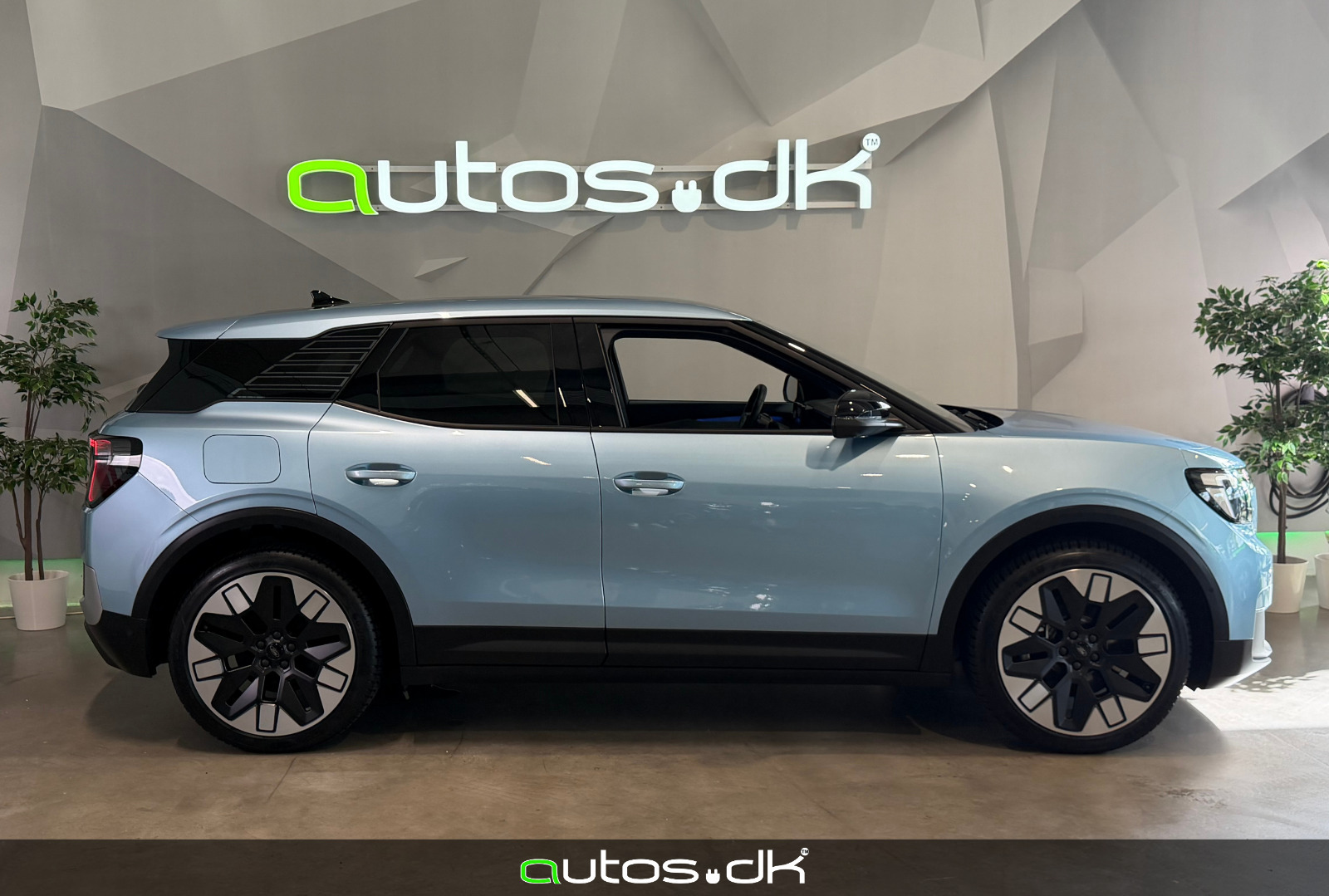 Blå Ford Explorer fra 2025
