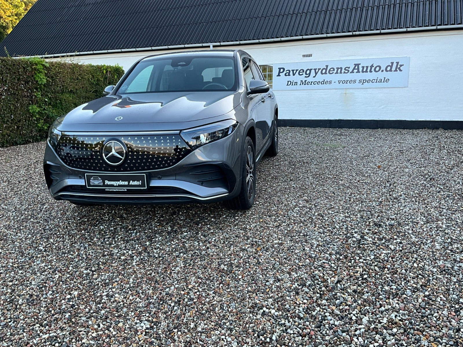 undefined Mercedes EQB250+ fra 2025