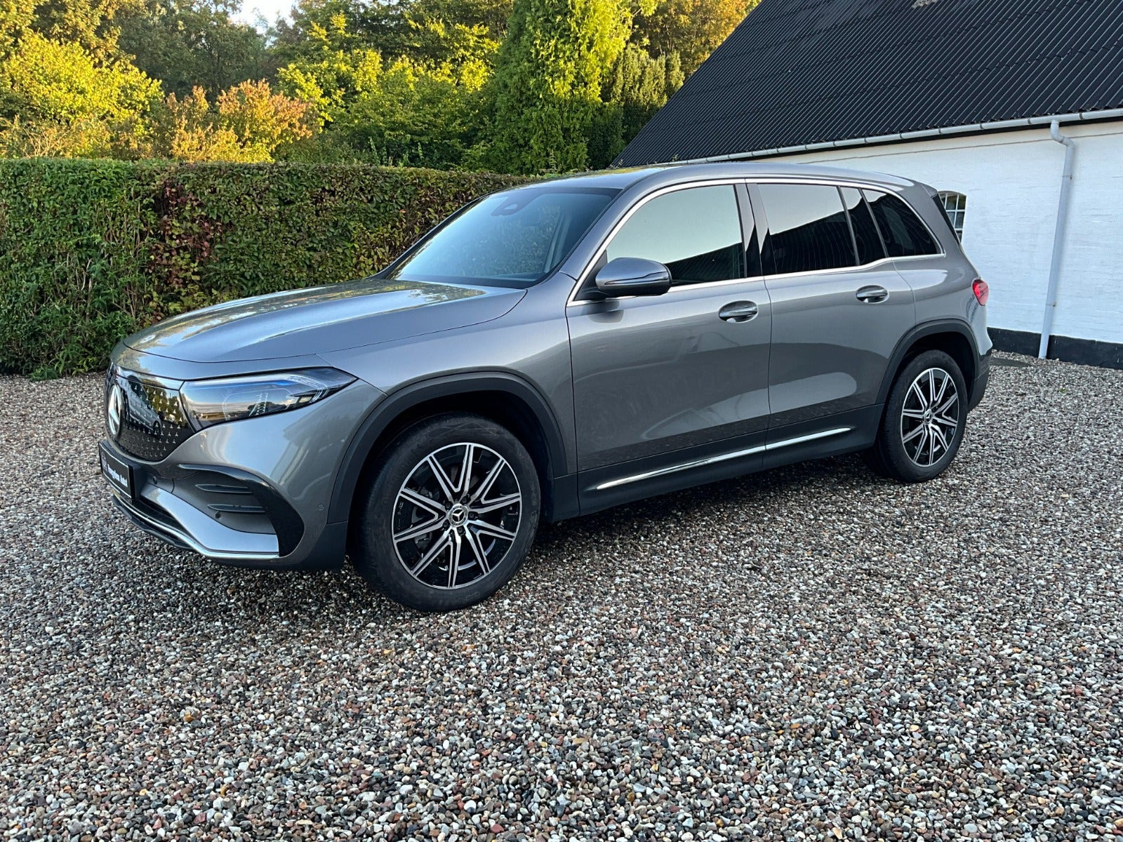 undefined Mercedes EQB250+ fra 2025