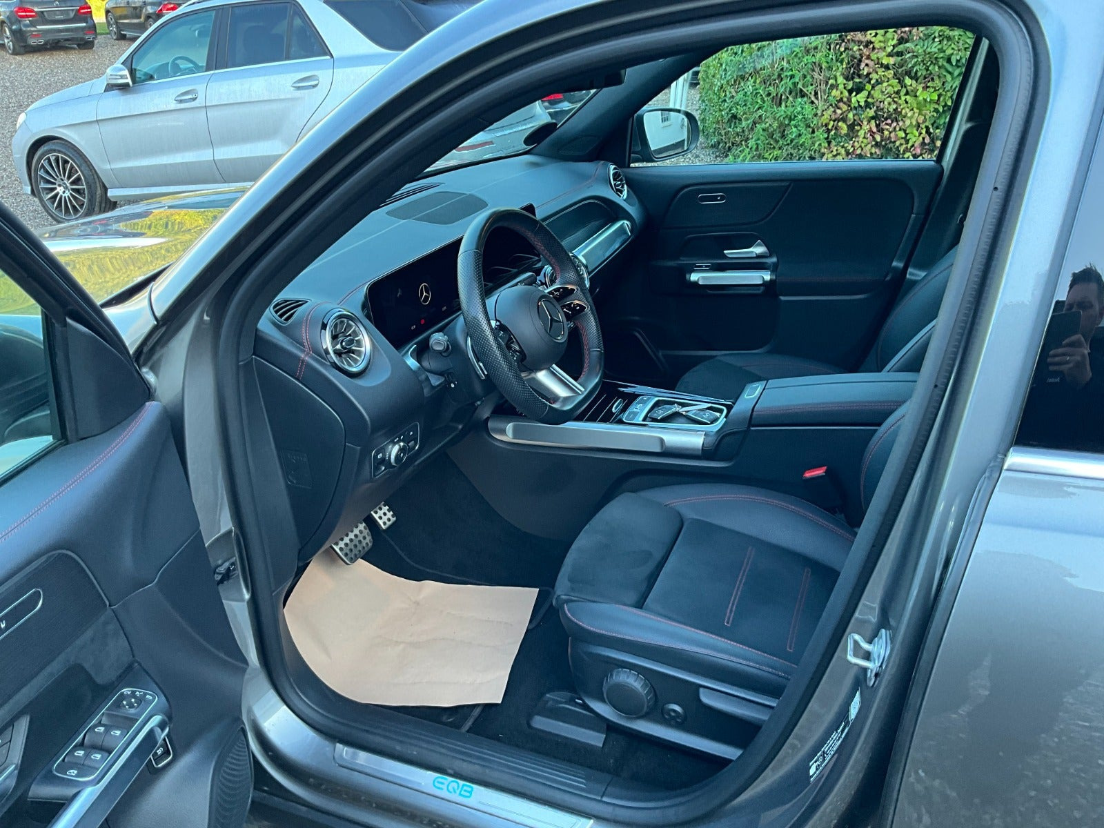undefined Mercedes EQB250+ fra 2025