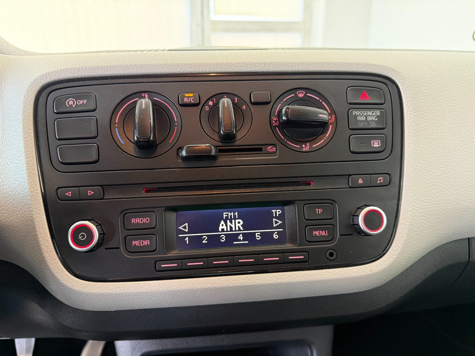 Hvid Seat Mii fra 2015