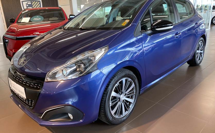 Peugeot 208 1,2 VTi 82 Selection Sky