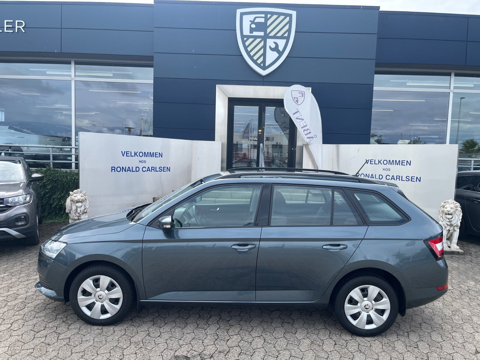 Grå Skoda Fabia fra 2020