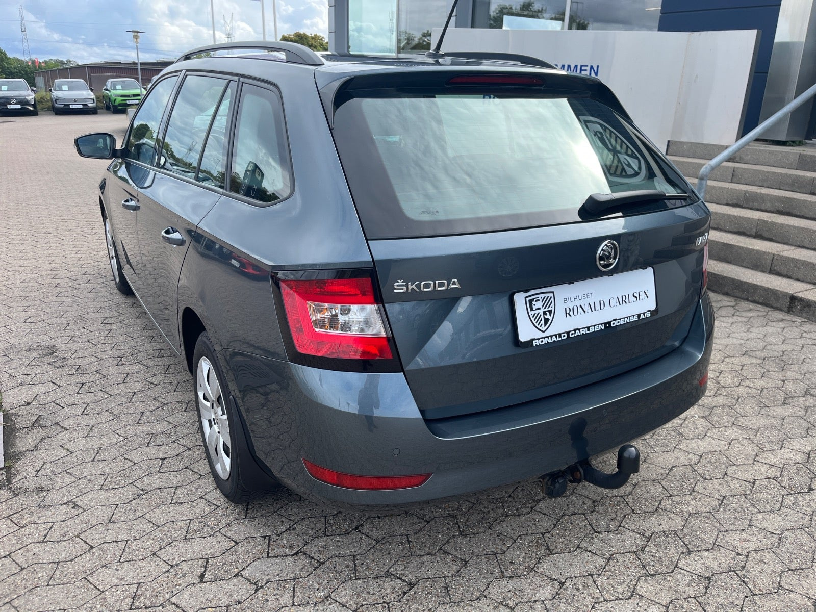 Grå Skoda Fabia fra 2020