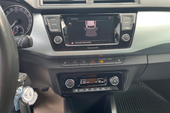 Grå Skoda Fabia fra 2020
