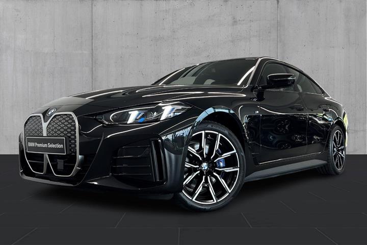 Sort BMW i4 fra 2025