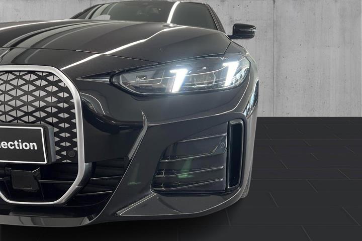 Sort BMW i4 fra 2025