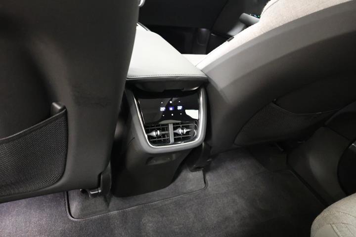 Sort Volvo EX90 fra 2025