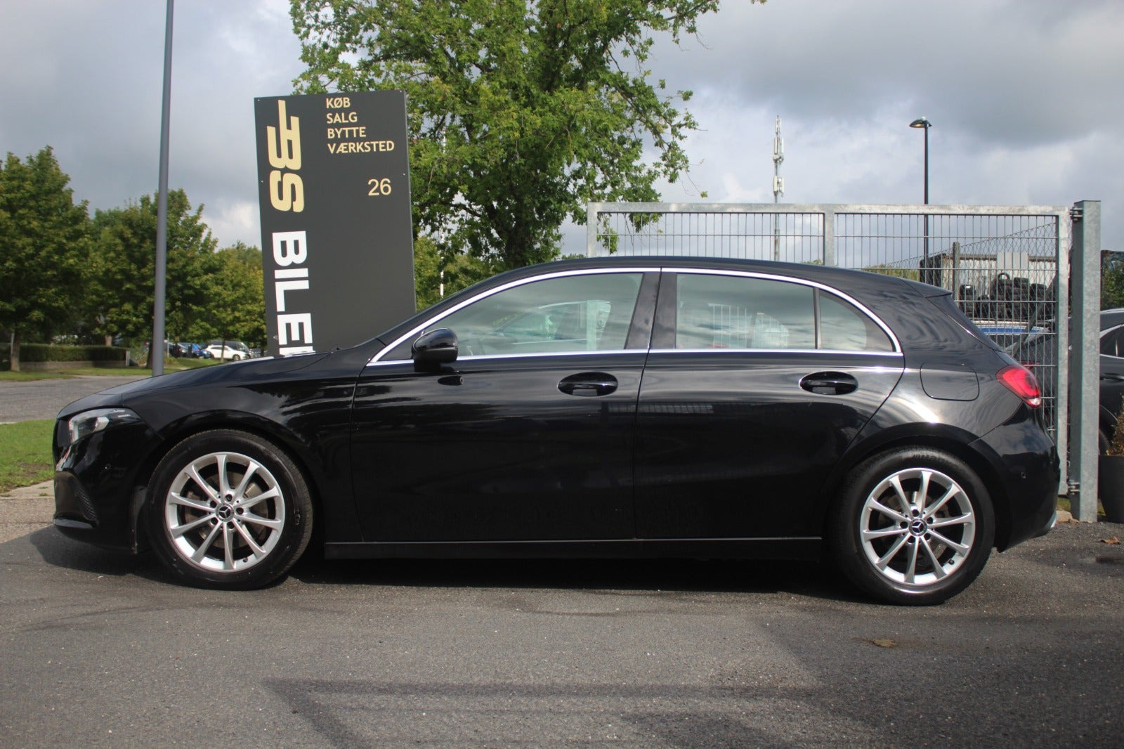 Sort Mercedes A200 fra 2019