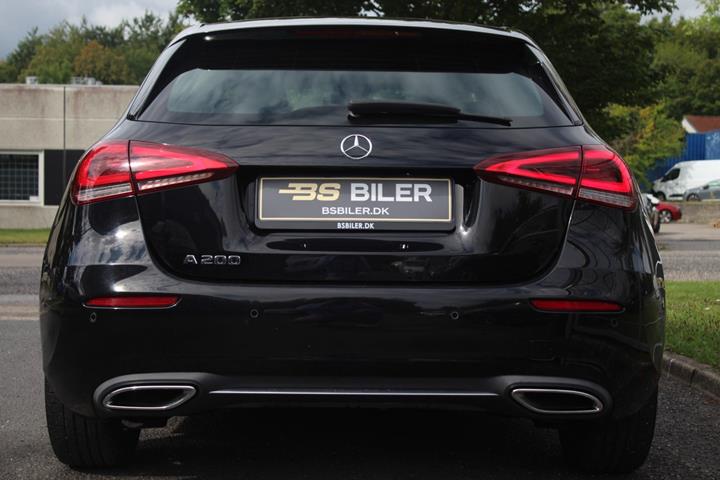 Sort Mercedes A200 fra 2019