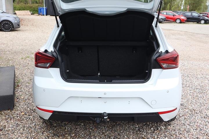 Hvid Seat Ibiza fra 2019