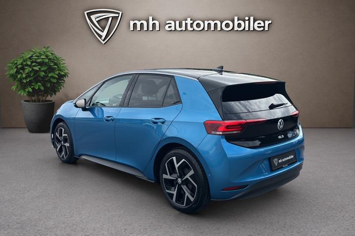 Blå VW ID.3 fra 2024