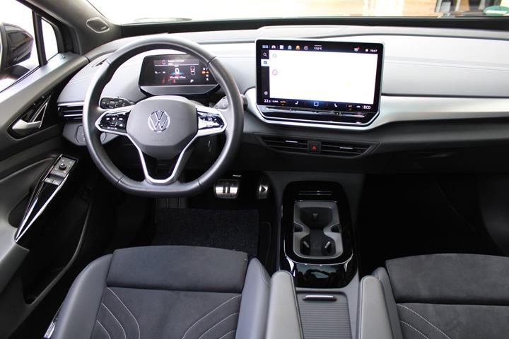 Sort VW ID.4 fra 2024