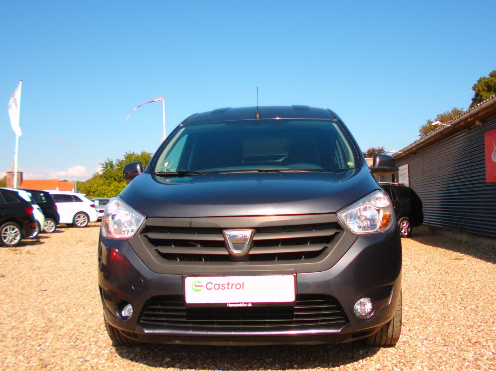 Grå Dacia Dokker fra 2018