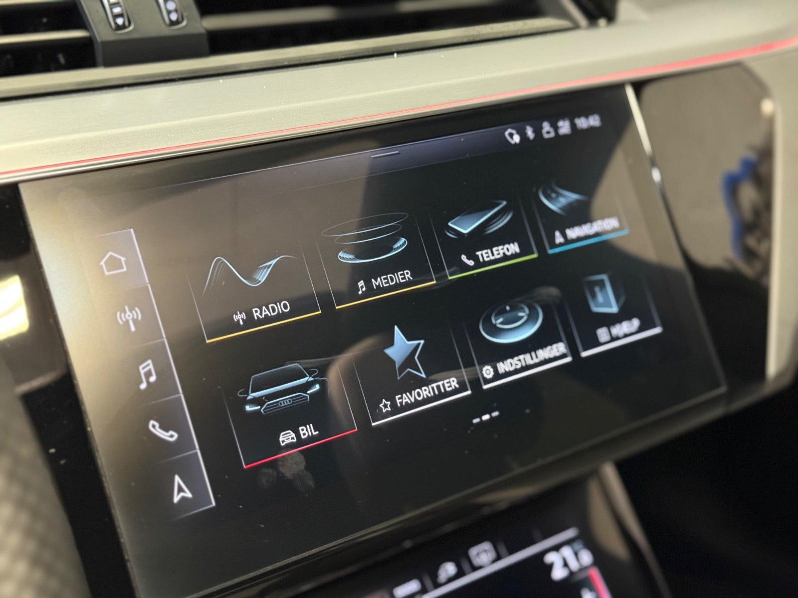 Grøn Audi e-tron fra 2023