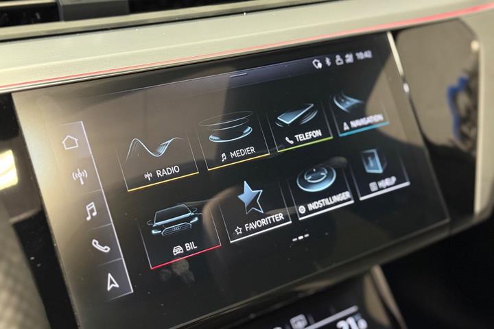 Grøn Audi e-tron fra 2023