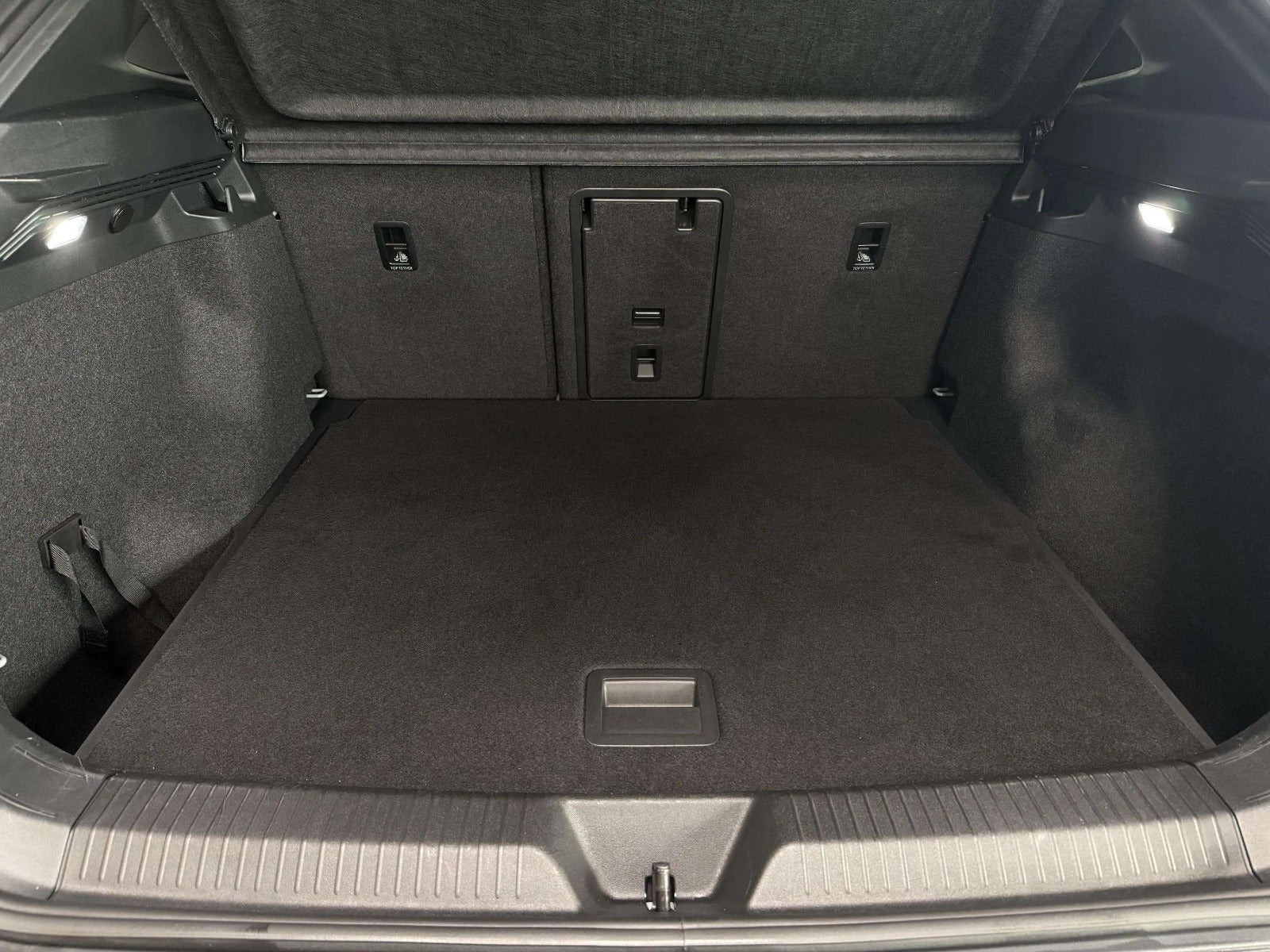 Grå VW ID.4 fra 2023
