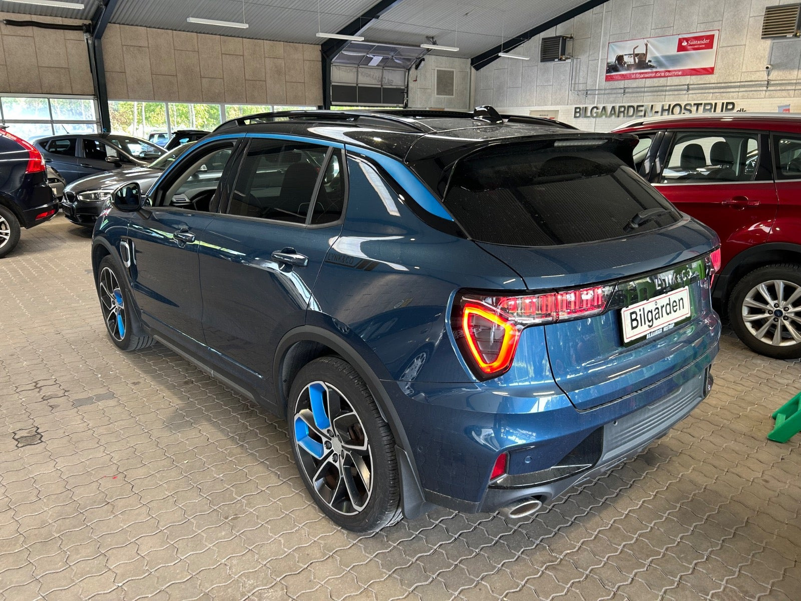 Blå Lynk & Co 01 fra 2021