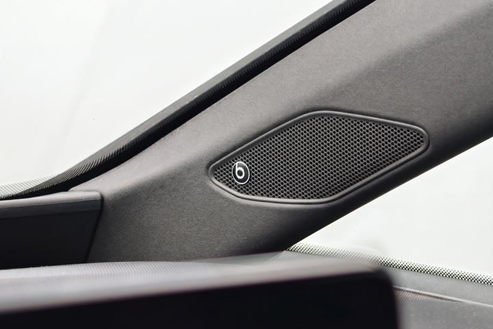 Grå Cupra Born fra 2024
