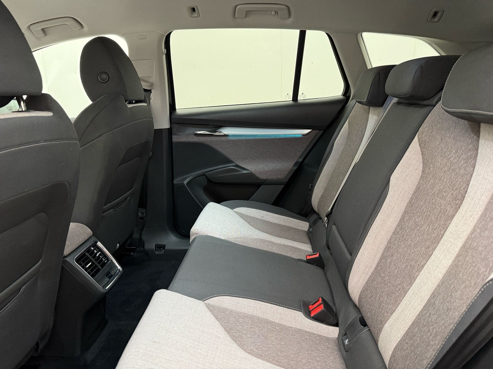 Sort Skoda Enyaq fra 2023