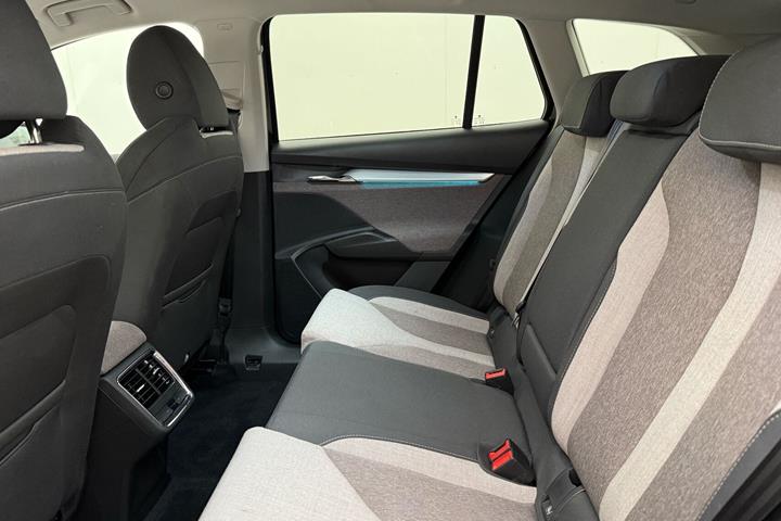 Sort Skoda Enyaq fra 2023