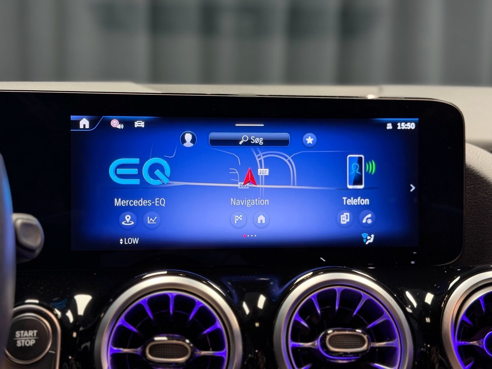 Hvid Mercedes EQA 250+ fra 2024