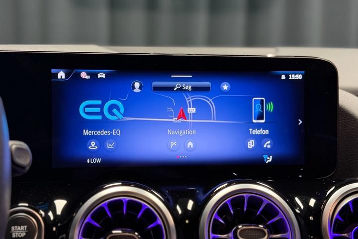 Hvid Mercedes EQA 250+ fra 2024