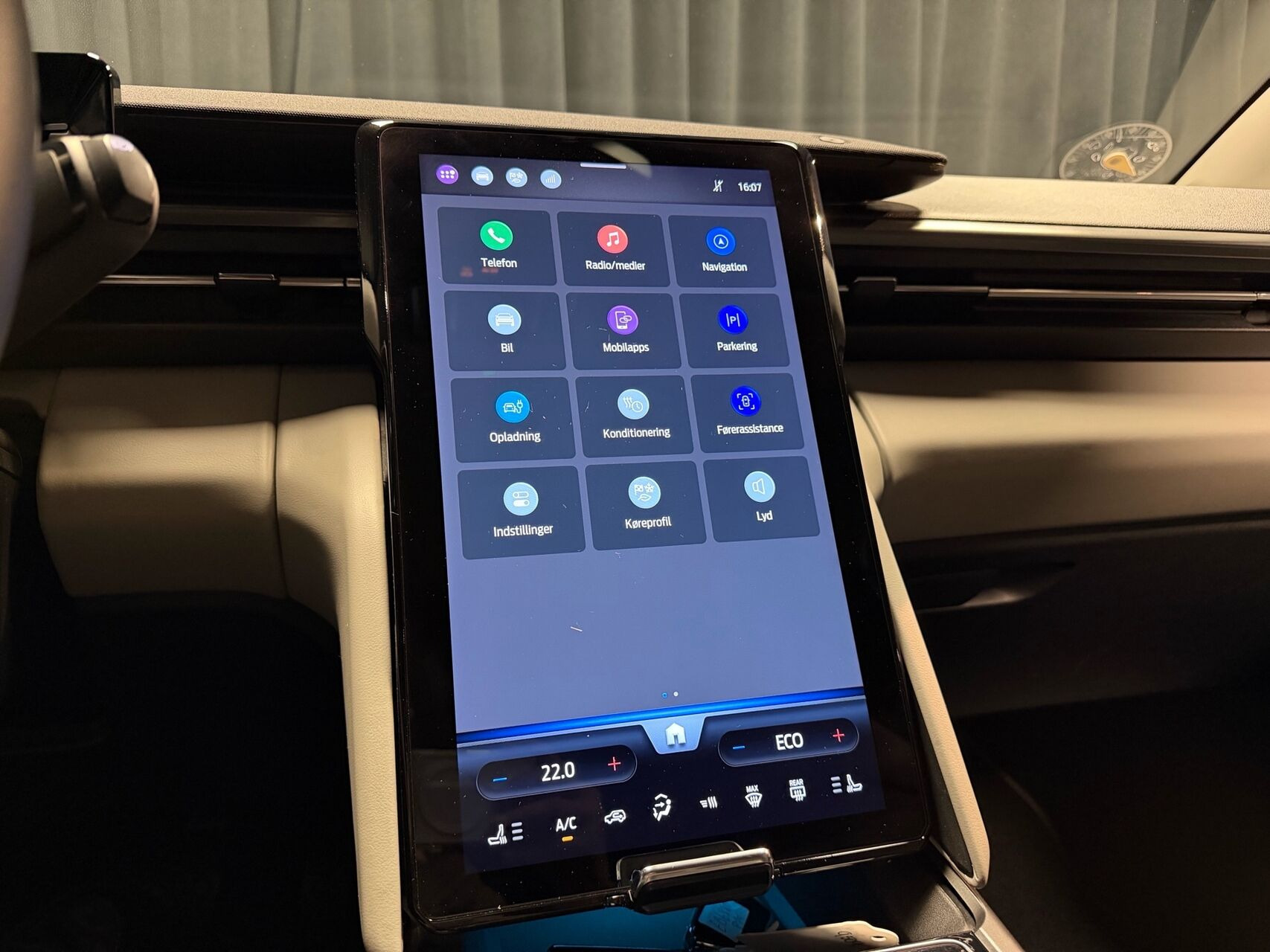 undefined Ford Explorer fra 2024